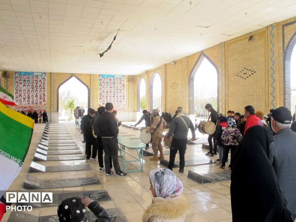 دسته عزاداری اربعین شهادت رهبر معظم انقلاب و دانش‌آموزان شهید میناب در شهرکیان