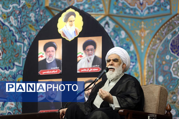 مراسم بزرگداشت والده «سید حسن نصرالله» در قم