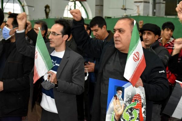 پایبندی به ارزش‌های انقلاب و ولایتمداری با حضور در مراسم 9 دی