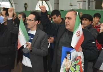 پایبندی به ارزش‌های انقلاب و ولایتمداری با حضور در مراسم 9 دی