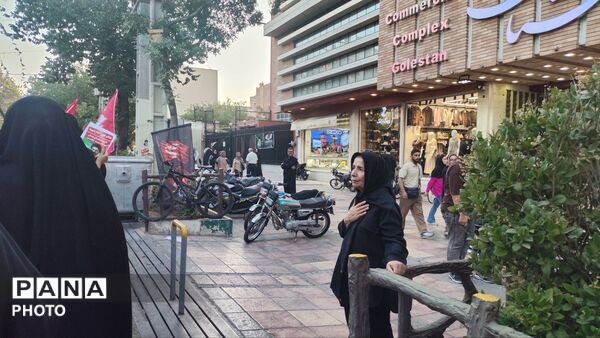 «باید برخاست» در اراک طنین‌انداز شد؛ پیام حماسه رهبر شهید به نسل نوجوان رسید