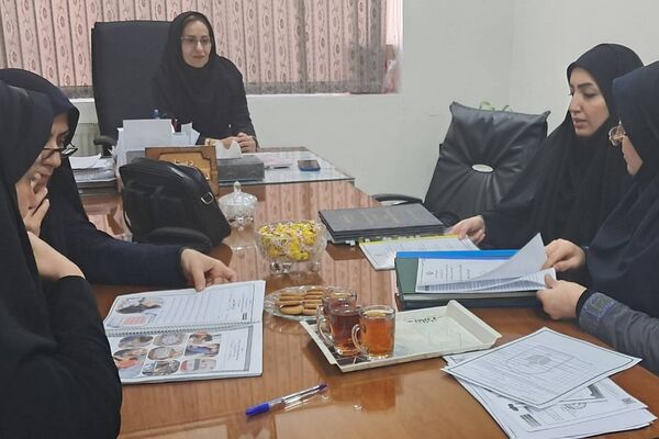 بازدید سرگروه کیفیت بخشی فعالیت‌های پرورشی از مدارس ناحیه 2 شهرری 