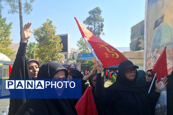 مراسم راهپیمایی جاماندگان اربعین حسینی در شیراز
