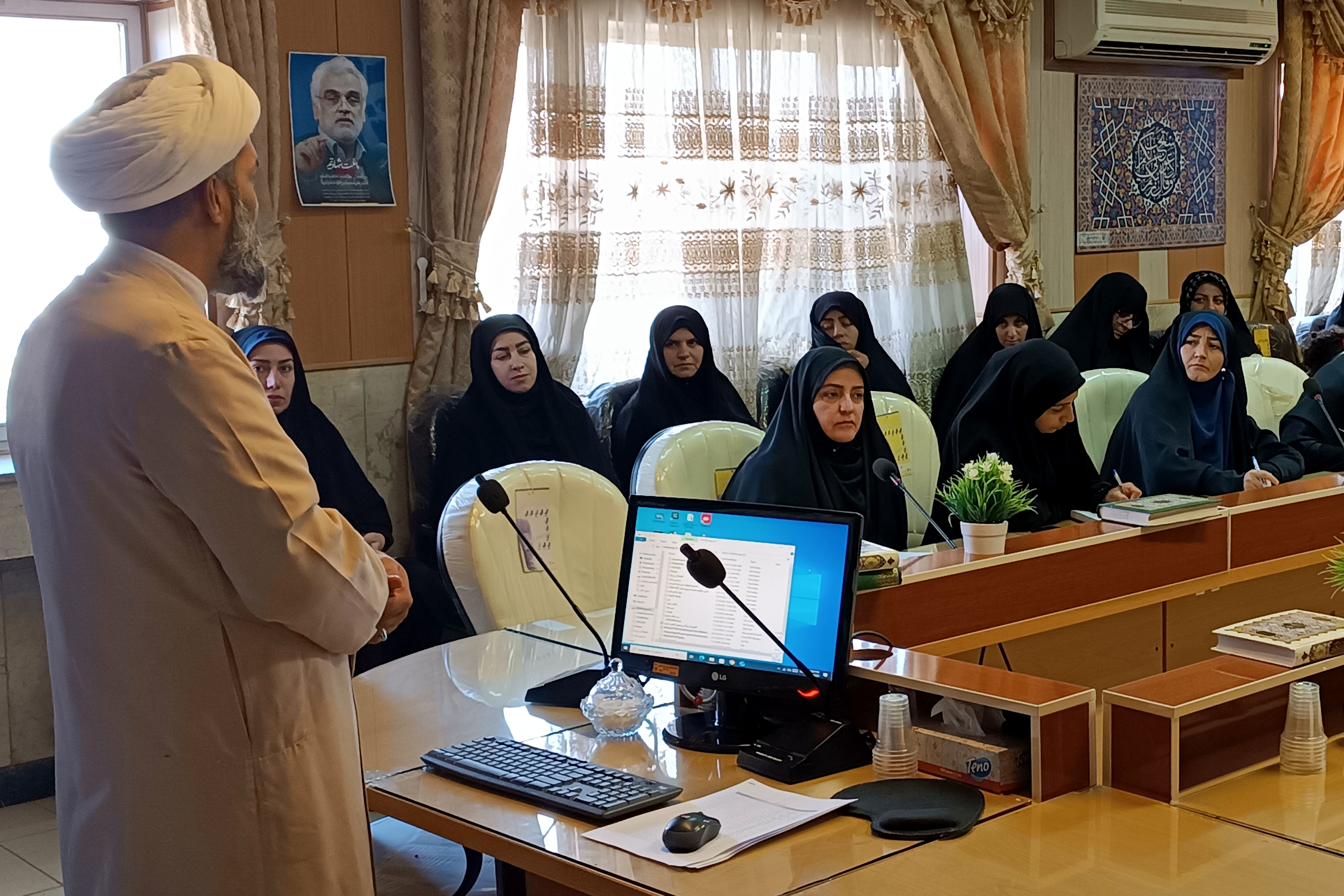 برگزاری دوره توانمندسازی فرهنگیان 
