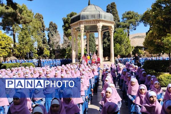 حضور وزیر آموزش‌وپرورش در حافظیه شیراز