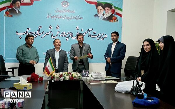 تقدیر از دانش‌آموز خبرنگاران بناب بمناسبت ۲۴سالگی خبرگزاری پانا