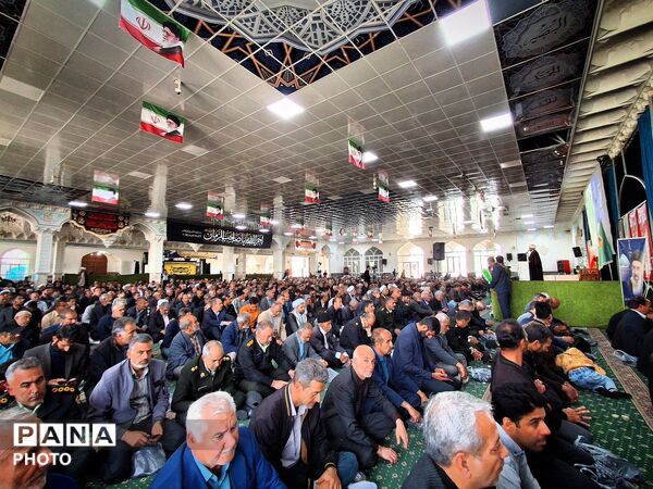 اقامه اولین نماز جمعه سال ۱۴۰۵ در کاشمر