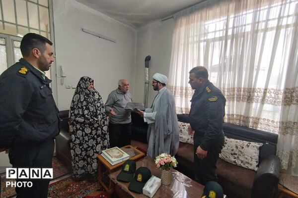 تقدیر فرماندهان ارشد نظامی از صبر خانواده‌های شهدا در آستانه ماه مهمانی خدا