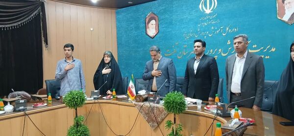نشست خبرنگاران پانا تفت با رئیس سازمان دانش‌آموزی استان یزد