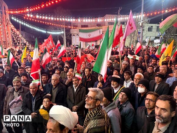  درگزین در سوگ رهبر شهید و کودکان میناب