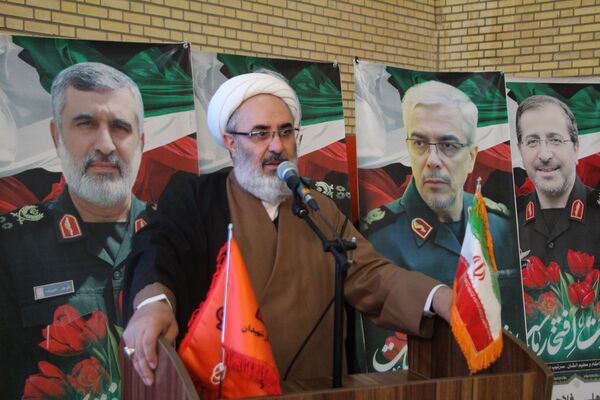 یادواره شهدای جنگ تحمیلی ۱۲ روزه در دبیرستان شاهد سالارشهیدان(ع)