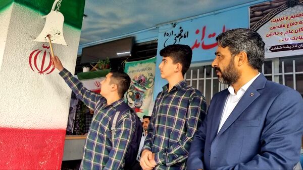 آغاز فصل تازه دانایی در مدارس منطقه ۱۶