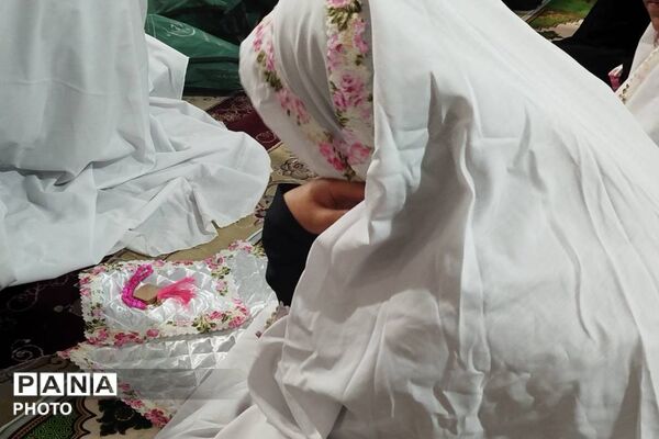 دانش‌آموزان بهارستان؛ جلوه‌گر پیوند مدرسه با معنویت در نماز جمعه