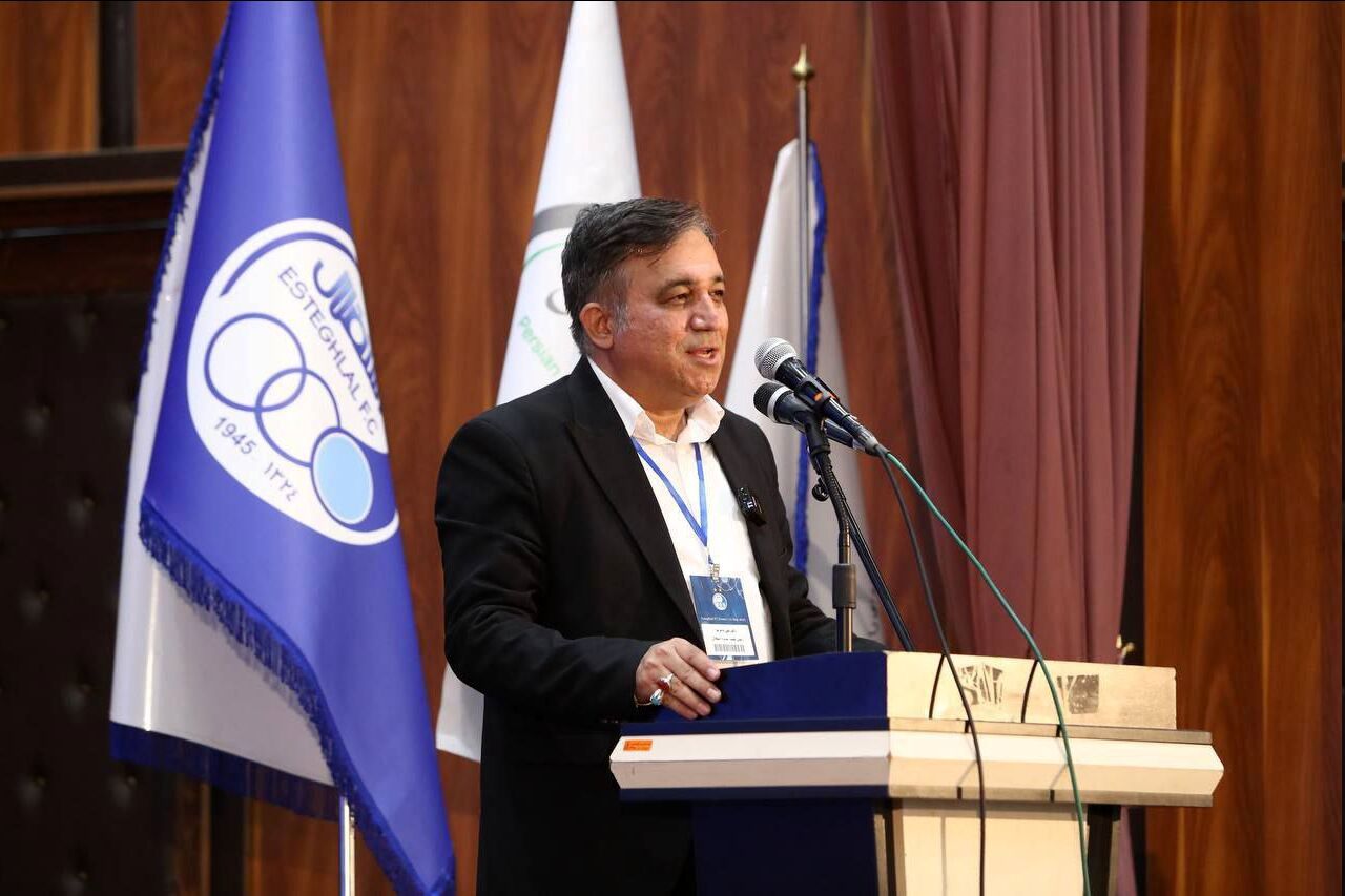 استقلال ۲ بازیکن دیگر جذب می‌کند