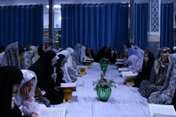  اعتکاف دانش‌آموزی در فضایی معنوی و آرام در ملارد