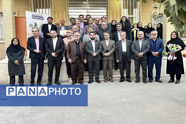 آیین رونمایی از کتاب «قلعه ایرج» در شهرستان پیشوا 