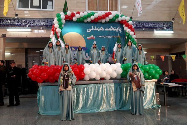 حضور استاندار تهران در شعب اخذ رای انتخابات 1402