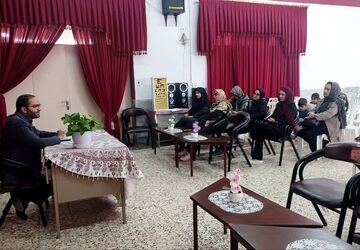 جلسه پیشگیری از آسیب‌های اجتماعی در دبستان میلاد نیشابور 