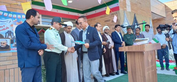 نواخته شدن زنگ مهر در شهرستان قلعه‌گنج