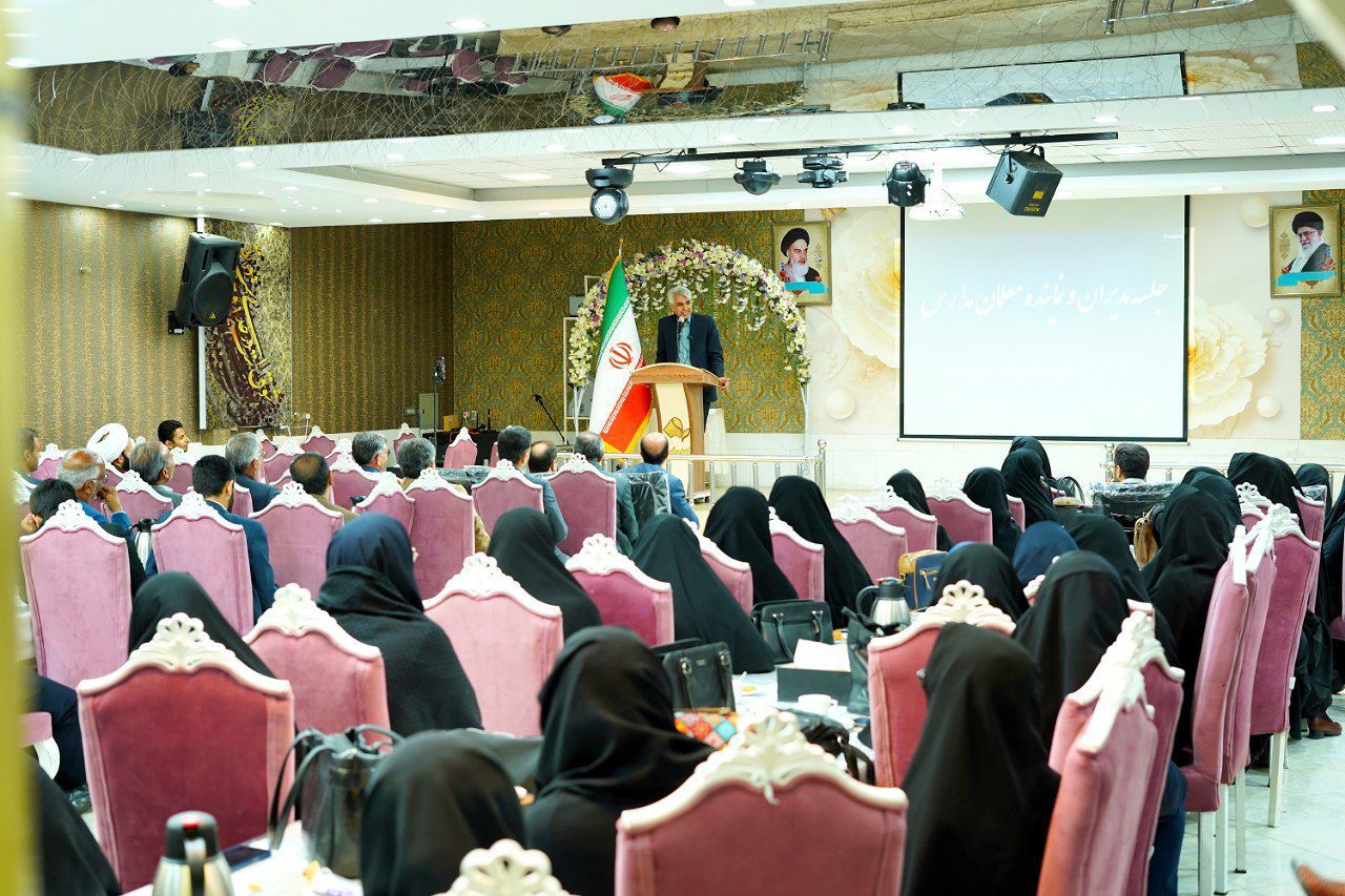 ارتباط گرفتن صحیح با دانش‌آموزان یکی از مسیرهای کاهش آسیب های اجتماعی است