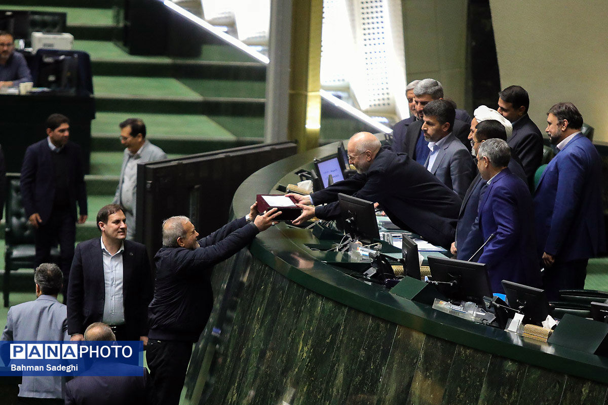 تقدیم لایحه بودجه سال ۱۴۰۵ به مجلس شورای اسلامی
