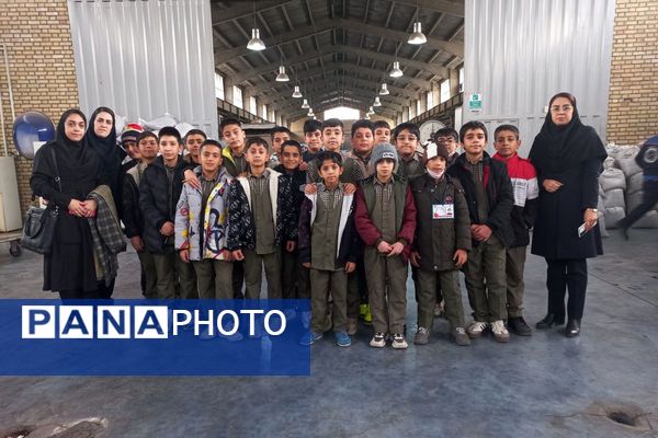علم در صحنه عمل؛ گردش علمی دانش‌آموزان باقرالعلوم در کارخانه کیان صفا