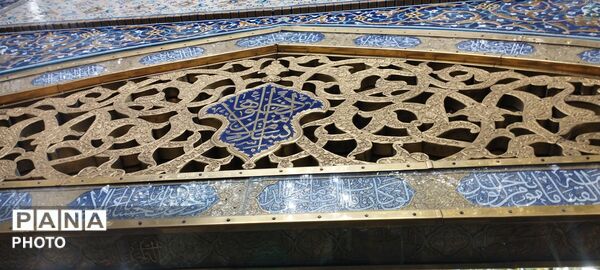 آماده سازی حرم مطهر امام رضا علیه‌السلام برای تشییع رهبر شهید