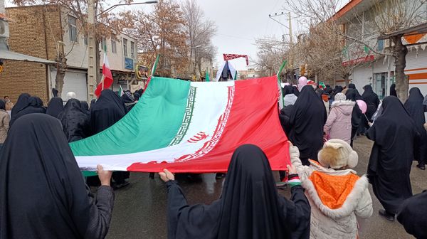 تجلی ایمان و اتحاد در جشن چهل و هفتمین بهار انقلاب