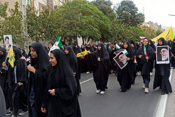 بزرگداشت مراسم سیزده آبان در ناحیه 2 شهرری 