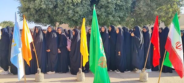 اعزام ۷۶ دانش‌آموز دختر فاریابی به مناطق عملیاتی جنوب کشور