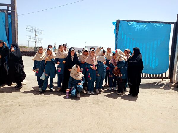 بازدید دانش آموزان دبستان سمیه از کنگره ملی شهید مدرس