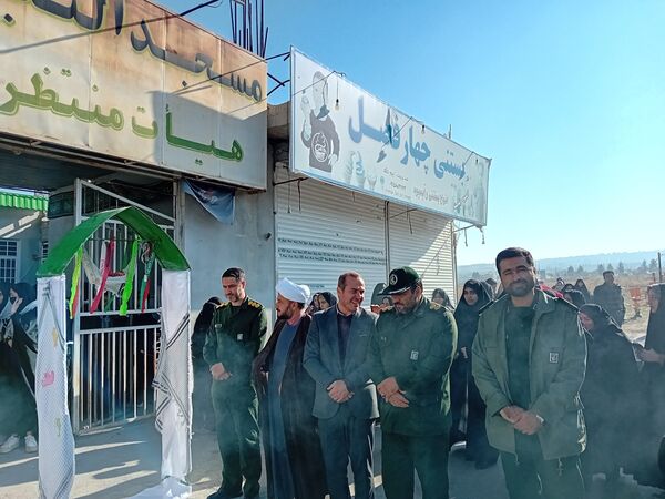 اعزام دانش‌آموزان دختر آشخانه به اردوی راهیان نور