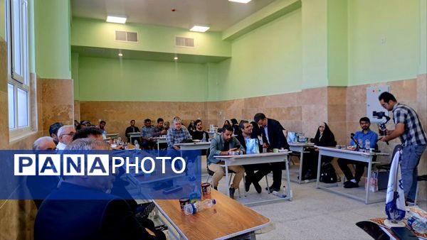 نشست رسانه‌ای مدیرکل نوسازی، توسعه و تجهیز مدارس استان قم