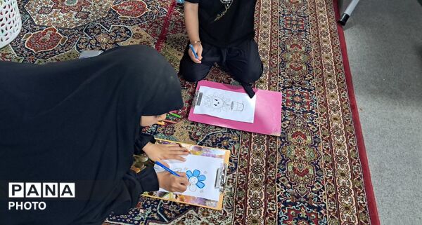 غرفه سازمان دانش آموزی خراسان رضوی در تجمعات شبانه