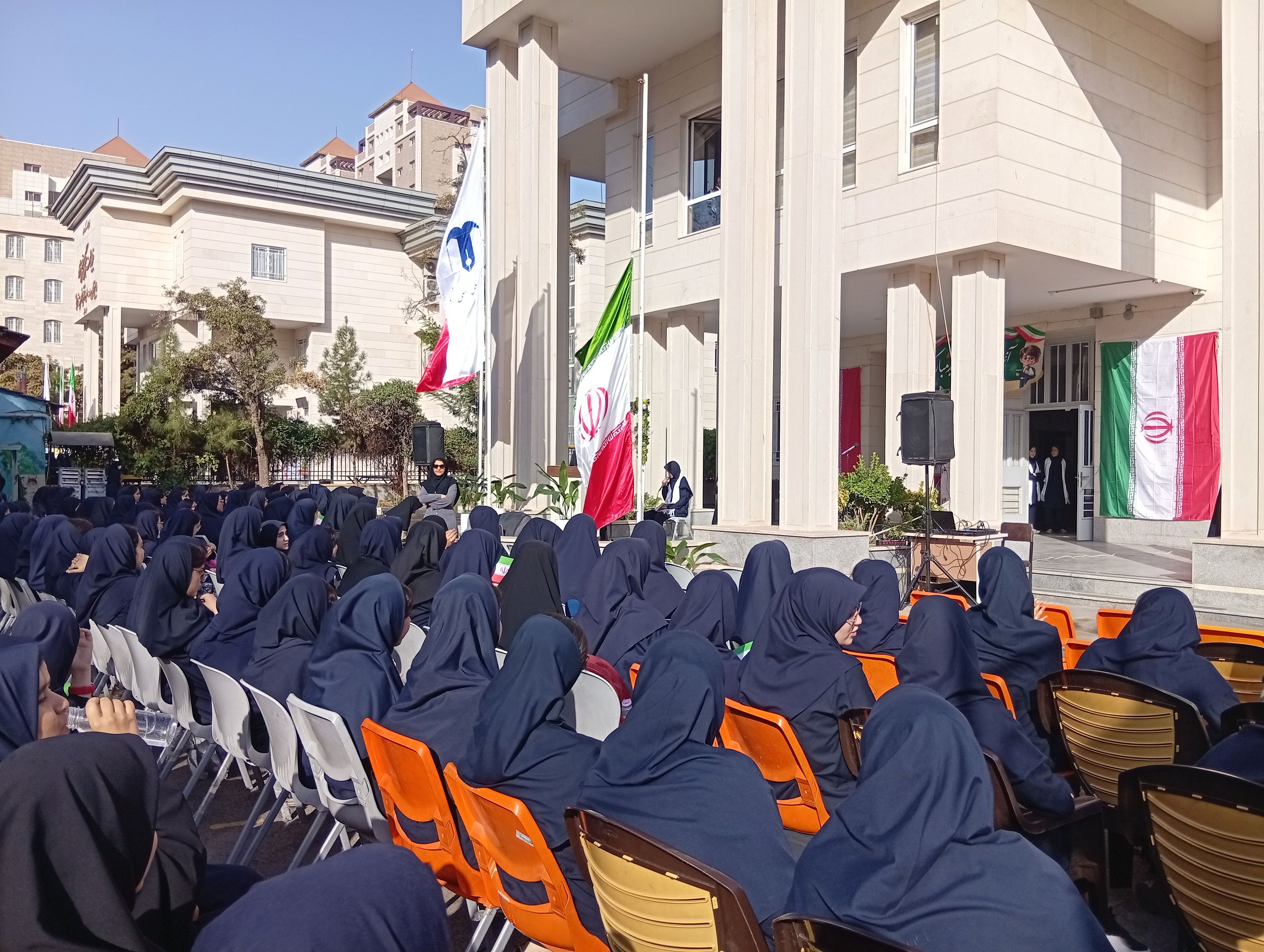 مهر، میهمان تازه دبیرستان مصلی نژاد حضرت ام البنین شد