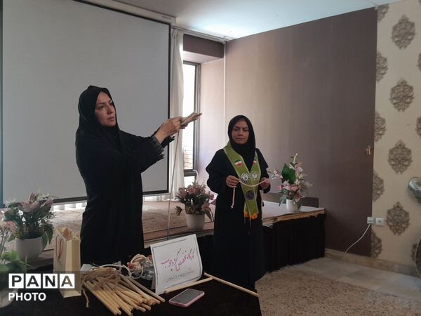  کارگاه‌های تخصصی و مهارتی سازمان دانش آموزی ناحیه سه مشهد 