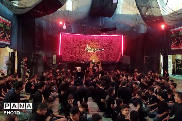 شور حسینی نوجوانان پیشتاز ارسنجانی در سوگواره «احلی من العسل»