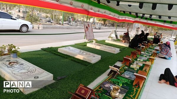 تجدید میثاق با منجی عالم در میدان شهدای میناب