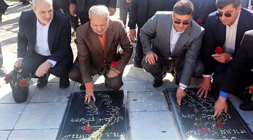 وزیر آموزش و پرورش در گلزار شهدای شهرکرد