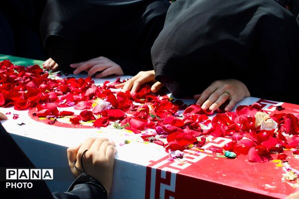 حضور کاروان مقاومت در مدرسه باقرالعلوم (ع)