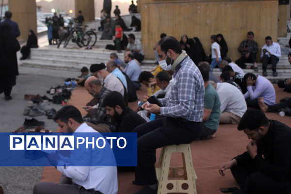 زمزمه عاشقانه دعای عرفه در یادمان 14 شهید گمنام کوه خضر نبی(ع)