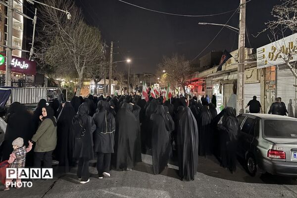 سوگواری مردم چهاردانگه در شهادت رهبر انقلاب اسلامی