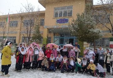 بارش‌ برف پاییزی در شهرستان بروجن