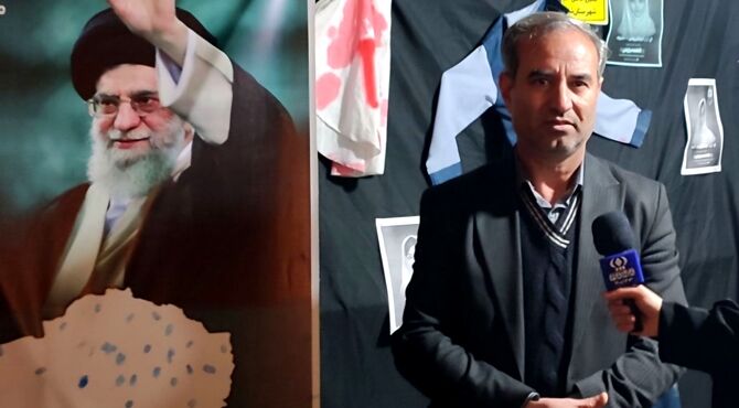 بازدید معاون پرورشی و فرهنگی اداره کل آموزش و پرورش خراسان شمالی از غرفه آموزش