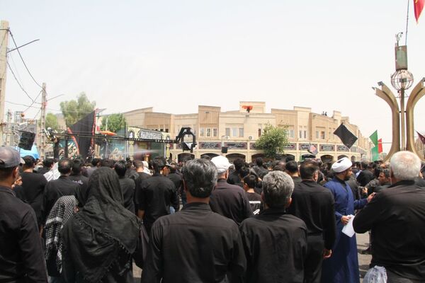 عزاداری عاشورای حسینی در گرمای سوزان بم