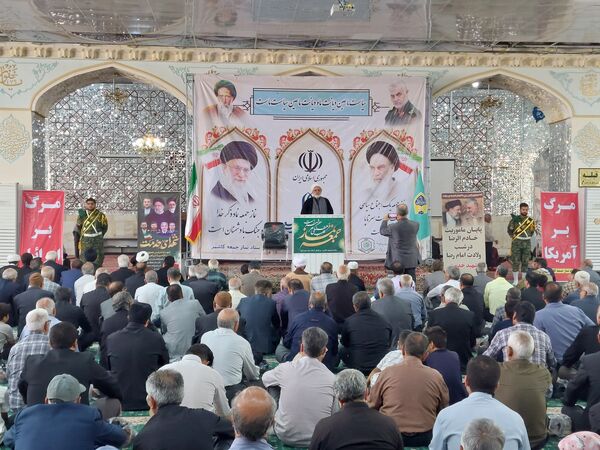 نماز جمعه در کاشمر 