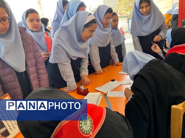 انتخابات شورای دانش‌آموزی دردبستان ارمینه مصلی نژاد