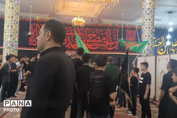 همایش «احلی من العسل» در حسینیه حیدر زرقان