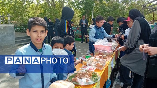 جشنواره غذا و صنایع دستی در دبستان امام حسن (ع) مصلی نژاد
