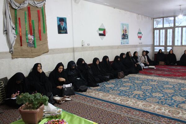 نشست بصیرتی ۹دی روز بصیرت در پایگاه پنج تن آل عبا سملقان